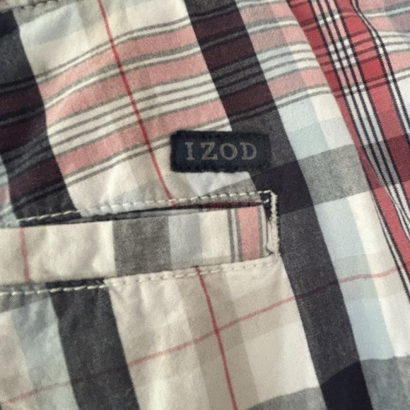 Izod Men's 40 Cotton Plaid Red White Blue Shorts Flat Front - Picture 4 of 7